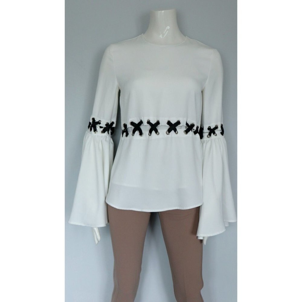 Prem The Label By Premonition Women's Size US 4 Small White Guns and Roses Top